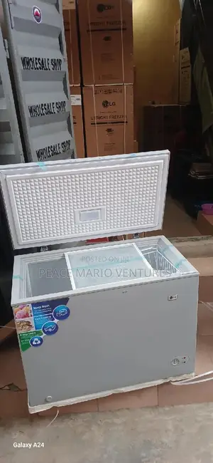 Lg Quality Deep Freezer 350litres With Transparent Glass.