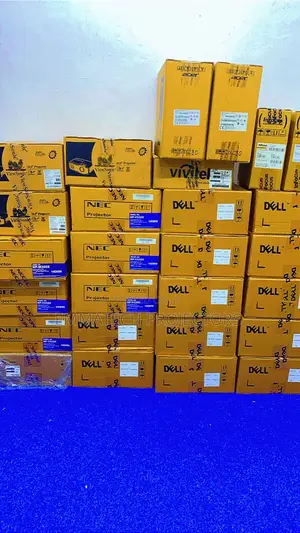 Brand New Projectors Lagos ,Abuja , Warri