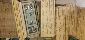 200amps Stanley Fuse and Base Cut Out