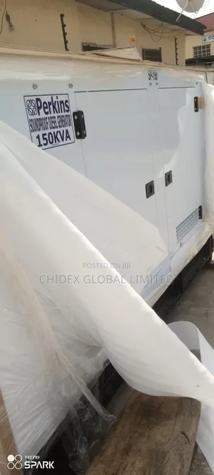 150 Kva Perkins Soundproof Diesel Generator 100% Copper Coil
