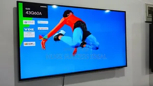 SAMSUNG 43" Smart Ultra HD HDR QLED TV With Bixby, Alexa