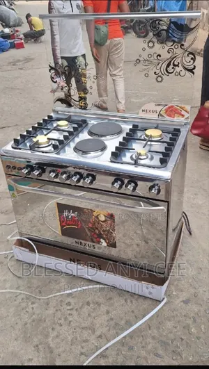 Nexus Industrial Automatic 4 Gas by 2 Cooker With Oven >
