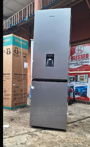 New> Hisense Double Door Fridge 264l With Dispenser > 1 Yrs