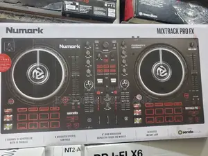 Numark Mixtrack PRO Fx3 DJ Controller