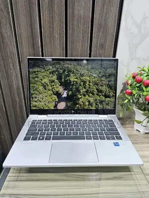 Laptop HP EliteBook 830 G8 16GB Intel Core I7 SSD 512GB