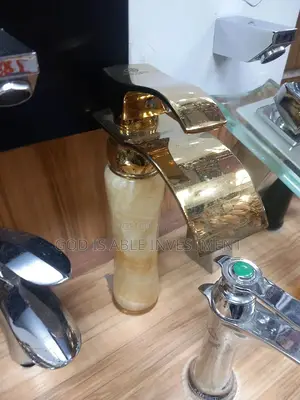 Heavy Gage Gold Mixer Tap