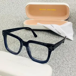 MARC JACOBS Luxury Glass