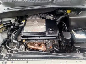 Toyota Sienna XLE 2002 Gold