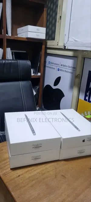Laptop Apple MacBook Air 8GB Apple M1 SSD 256GB