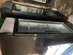 Single Door Chiller