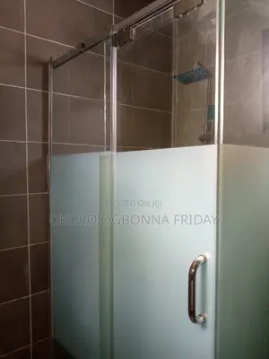 Originated Shower Cubicle