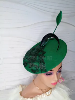 Classy Fascinator