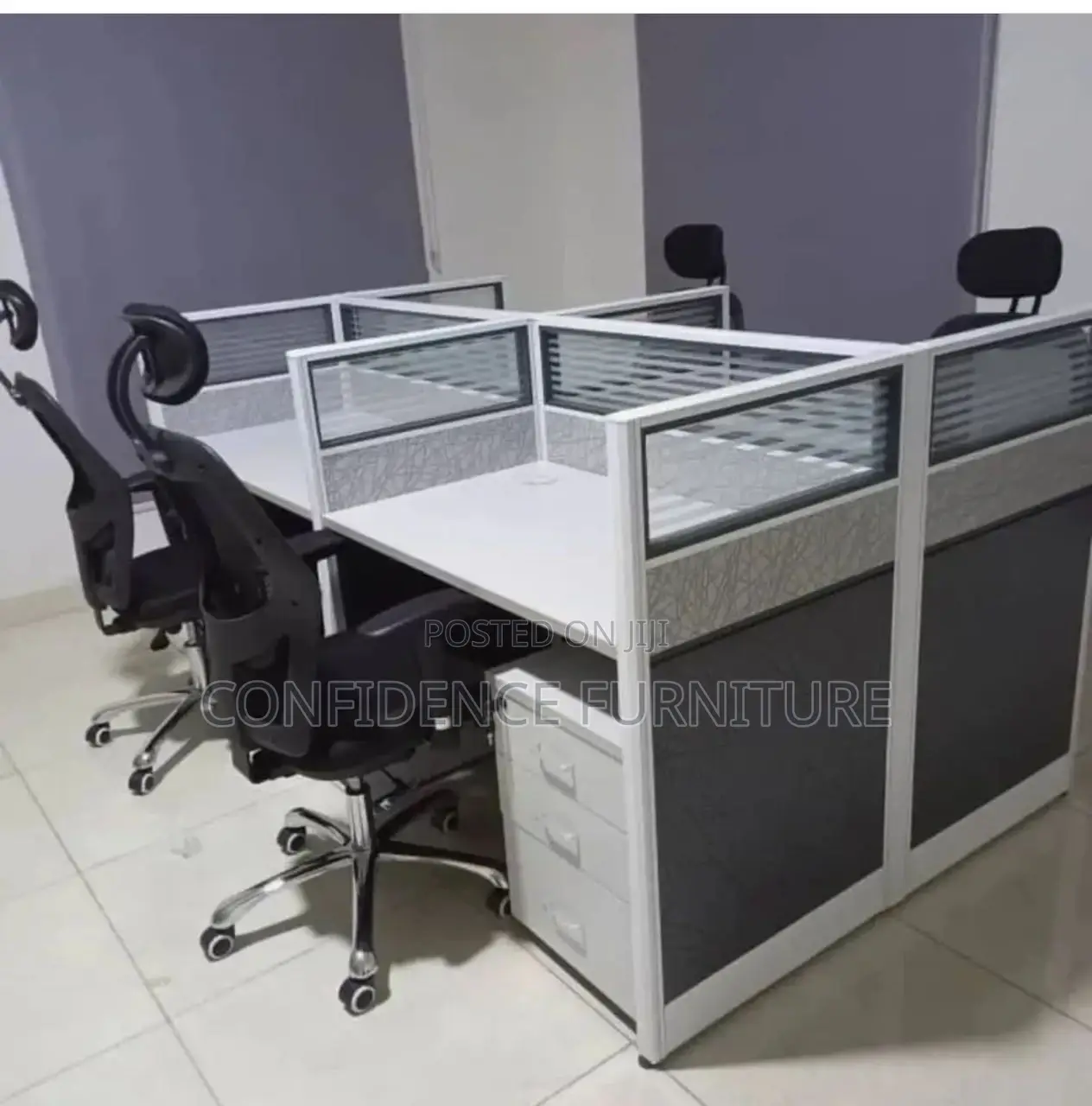 Workstation By 4 Seaters