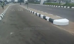 Road/Kerb Reflective Thermoplastic Markings