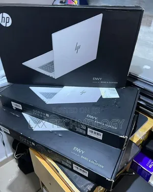 New Laptop HP Envy 17 16GB Intel Core I7 SSD 1T