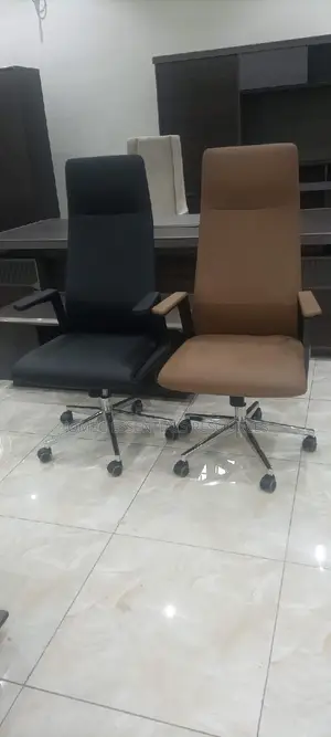 Imported Quality Swivel Executive Chair