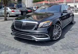 Mercedes Benz Maybach AVAILABLE FOR RENT