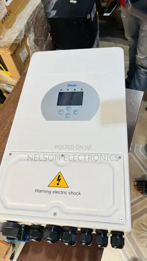 Deye Hybrid Inverter With 135A MPPT Charge Controller 2