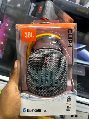 JBL Clip 4