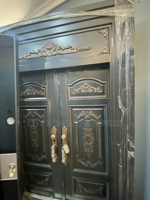 Modern Executive German 5ft Normal Height Cast Door With Ark