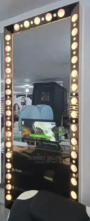 Newly Designed Saloon Mirror With Tv