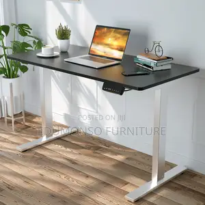Adjustable Height Electric Standing Desk 160x 60