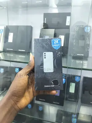 New Samsung Galaxy S24 256 GB