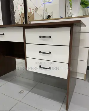 Quality Office Desk
