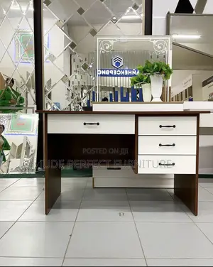 Quality Office Desk