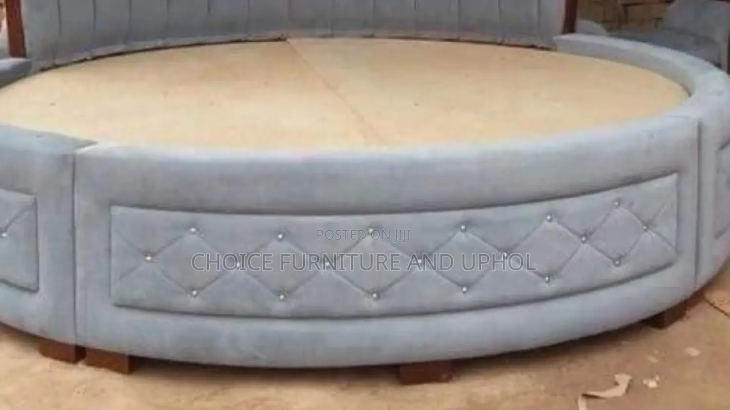 Bed 7x7 Rand Bed