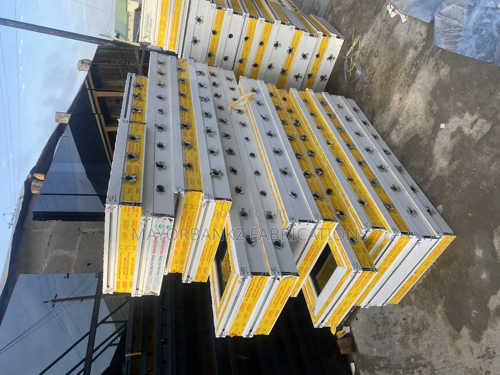 ALUMINIUM Casement Windows