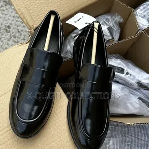 Rubi Ladies Black Loafers- Slim Fit (37-41)