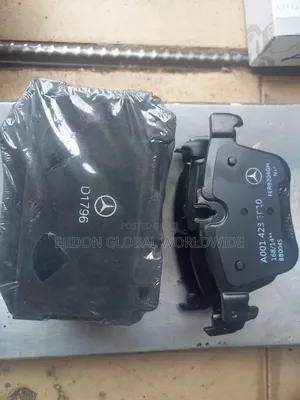 Front and Back Brake Pads Mercedes Benz 205 C300 2018 2019