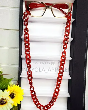 Bold Eyeglasses Retainer/ Holder