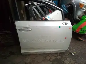 Toyota Venza Door Empty Front Right Side 2015 Model