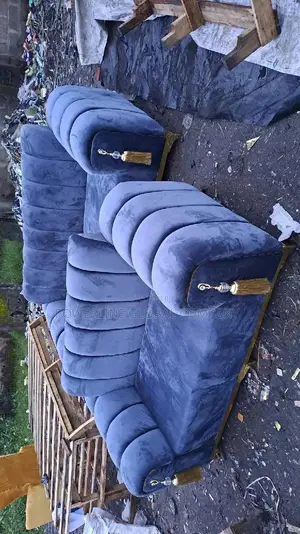 Couches of 7 Seater for Homes/ Hotels/ Lounges/ Guesthouses