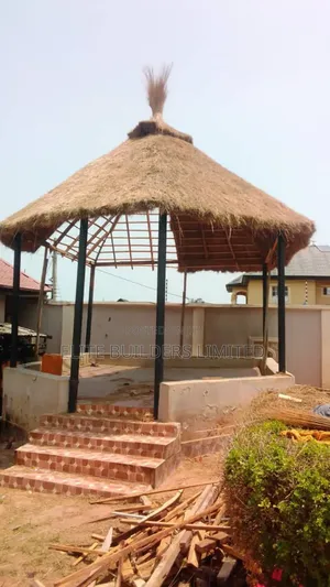 Quality Bush Bar Gazebo Hut in Lagos