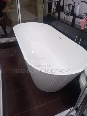 Rejoice Homes Executive Bathtub