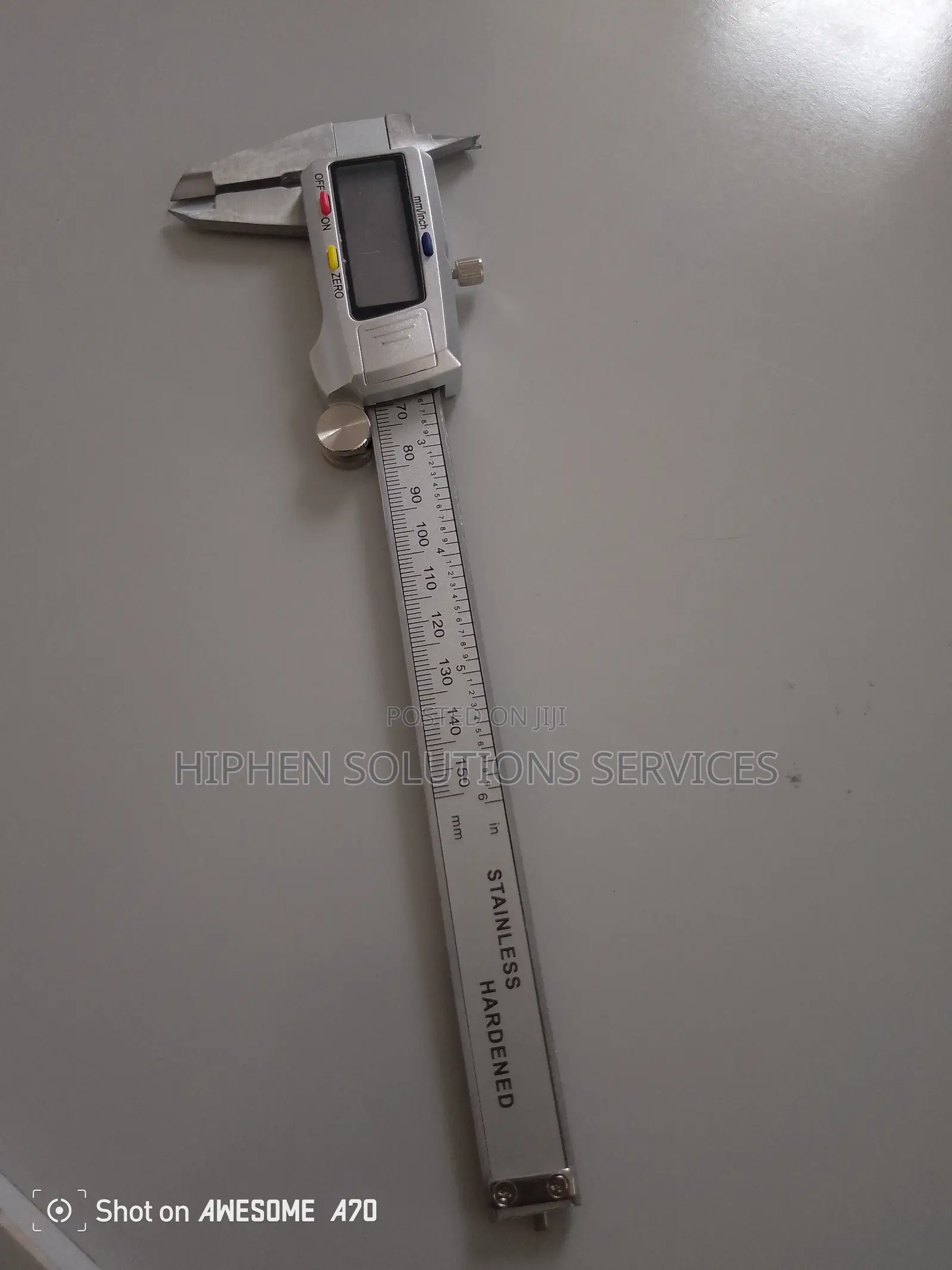 Digital Calipers for Measuring