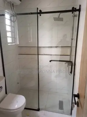 Odogwu Shower Cubicle