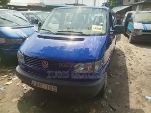 Volkswagen Transporter 2005 Blue