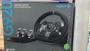 Logitech G920 Driving Force Racing Wheel (Xbox Series X, PC)