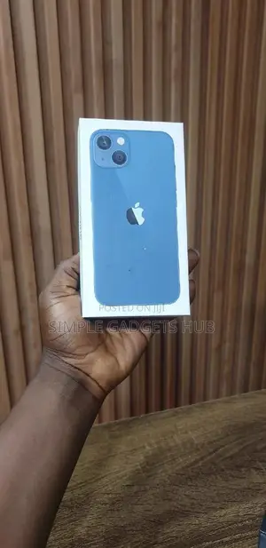 New Apple iPhone 13 128 GB