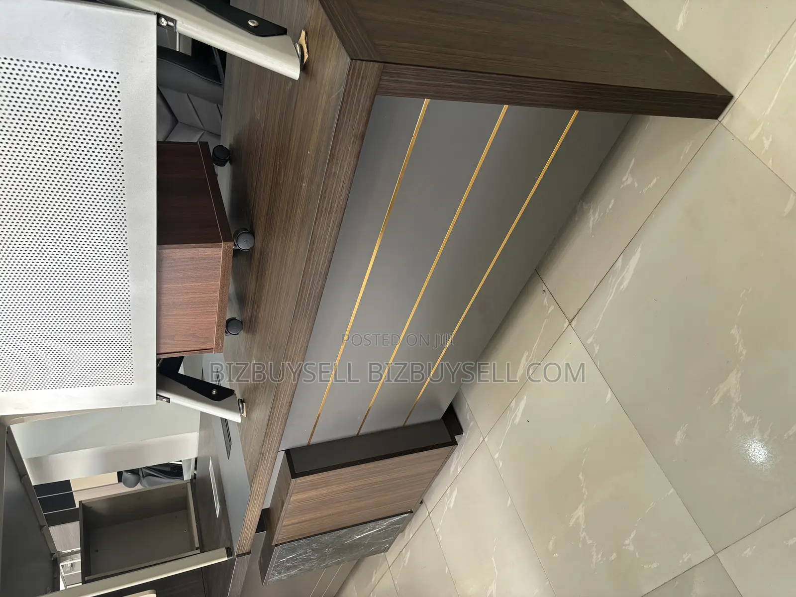 Executive Table 1.8 Meters