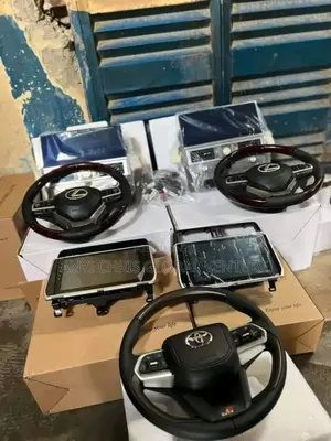 Toyota Land Cruiser 2022 Steering Wheel and Android Screen
