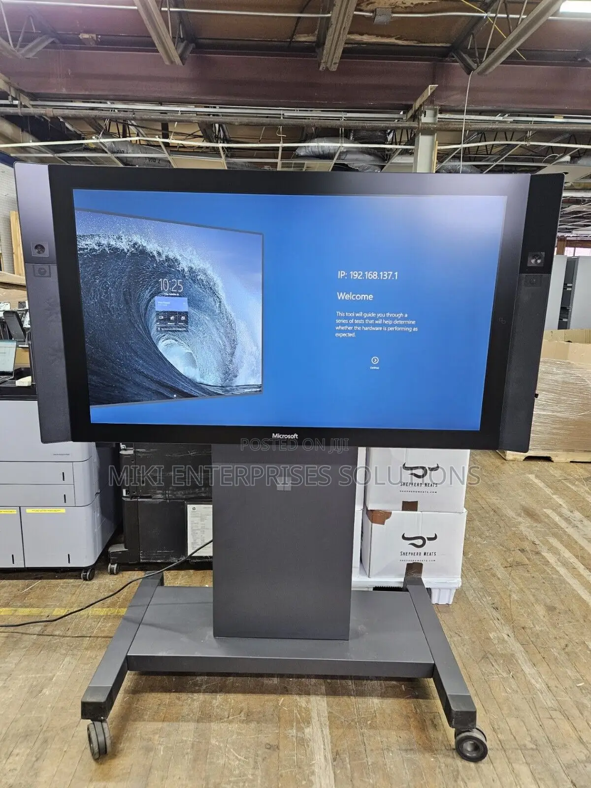 Microsoft Surface Hub V1 1597 55