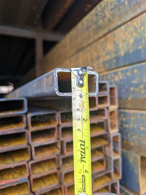 50x25x4mm Rectangular Pipe