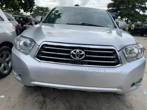 Toyota Highlander Limited 2010 Silver