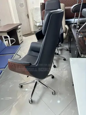 Executive Office Chair