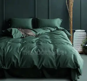 Green Duvet and Bedsheet